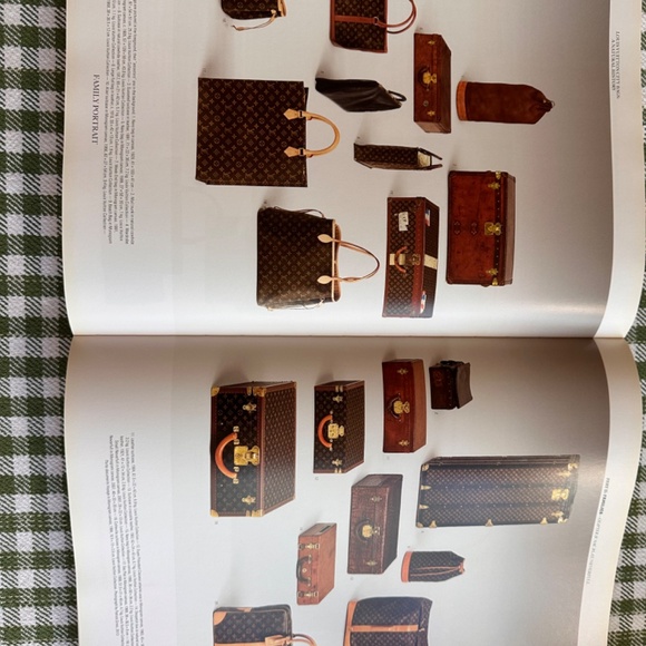 Book - Picture 6 of 9